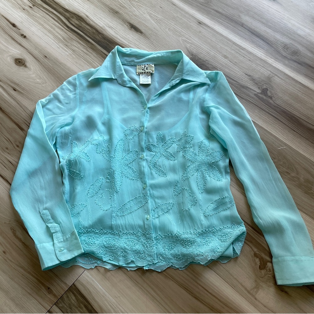 Vintage Ice Light Aqua Blouse and Camisole Set Embroidered and Beaded Size M - Picture 2 of 10